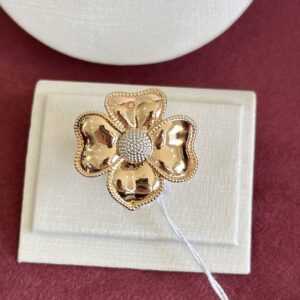 Anillo flor